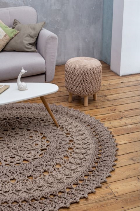 What Size Rug for a 60 Inch Round Table? (Guide) What Size Rug for a 60 Inch Round Table