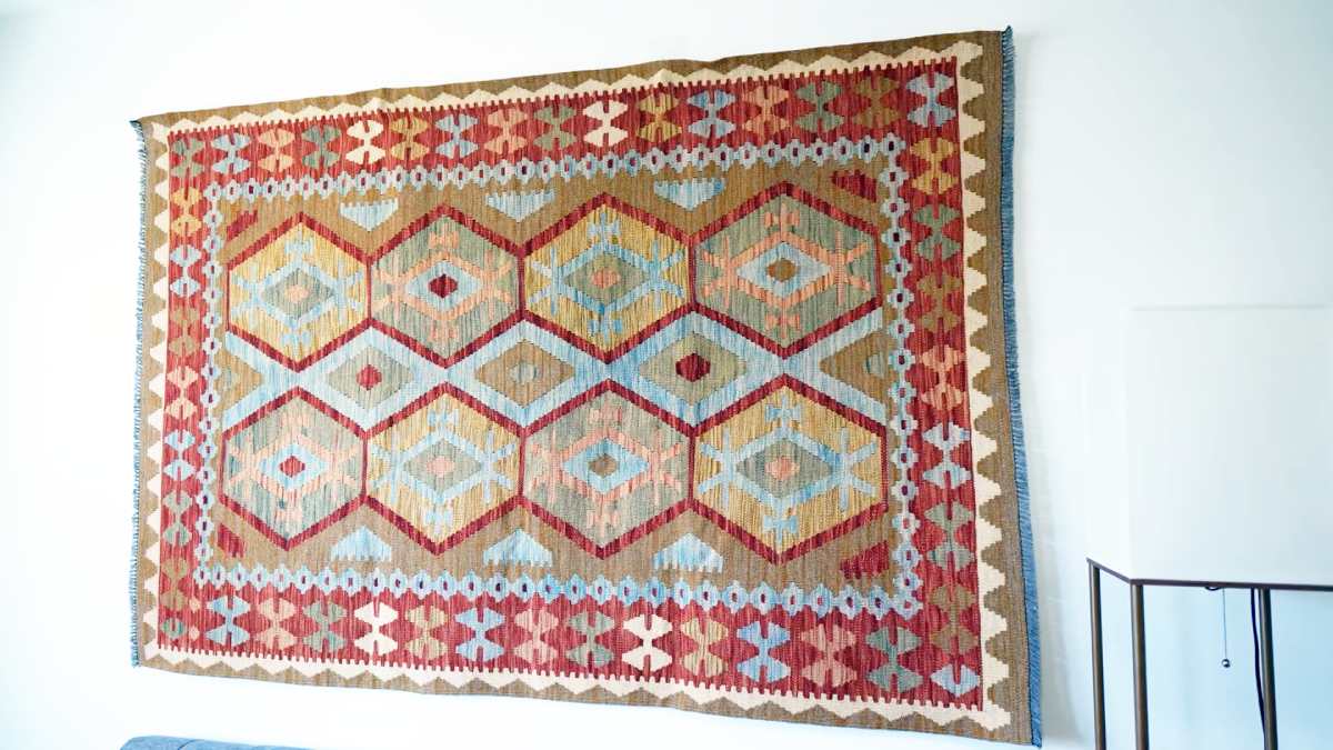 Hang a Rug on Your Wall